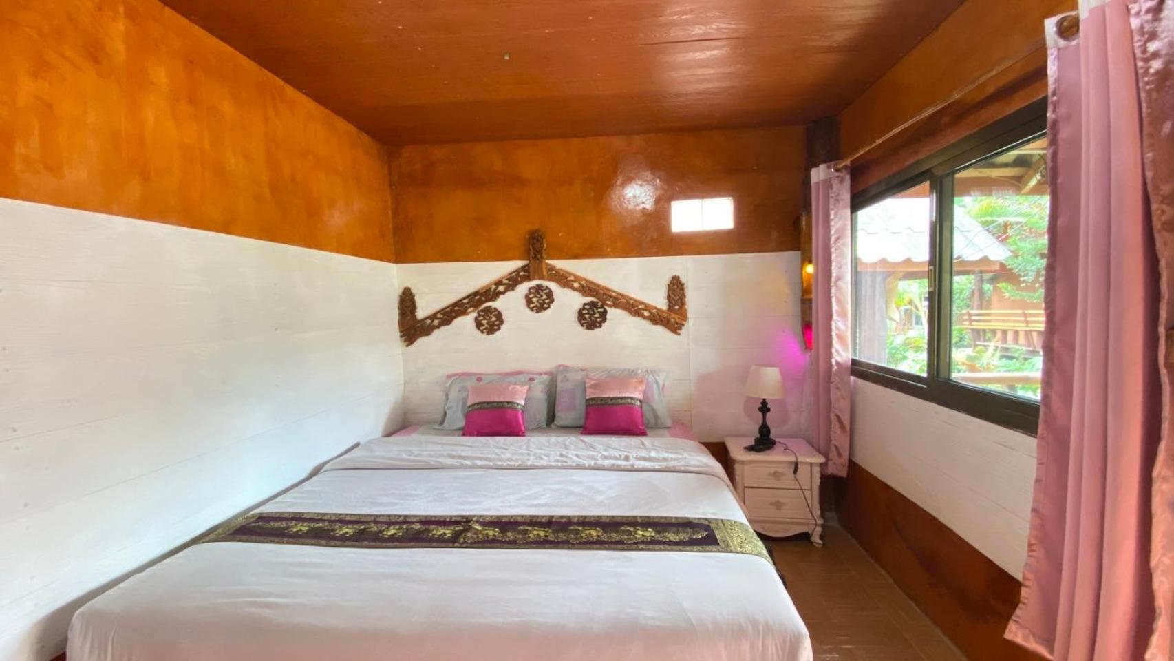 Lung Soi Nguen Homstay Pang Oung Pang Ung Exterior foto